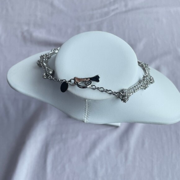 Vivienne Westwood Silver Eight Sections Collarbone Necklace - Picture 8 of 10